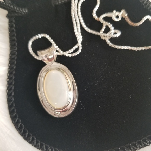 Mother of Pearl 925 sterling silver necklace - Picture 3 of 5